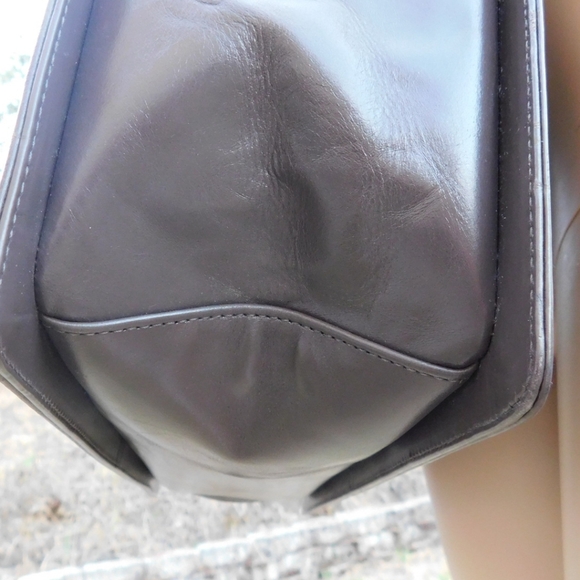 Le boy chanel tote bag available for trade(sold) - Picture 6 of 17